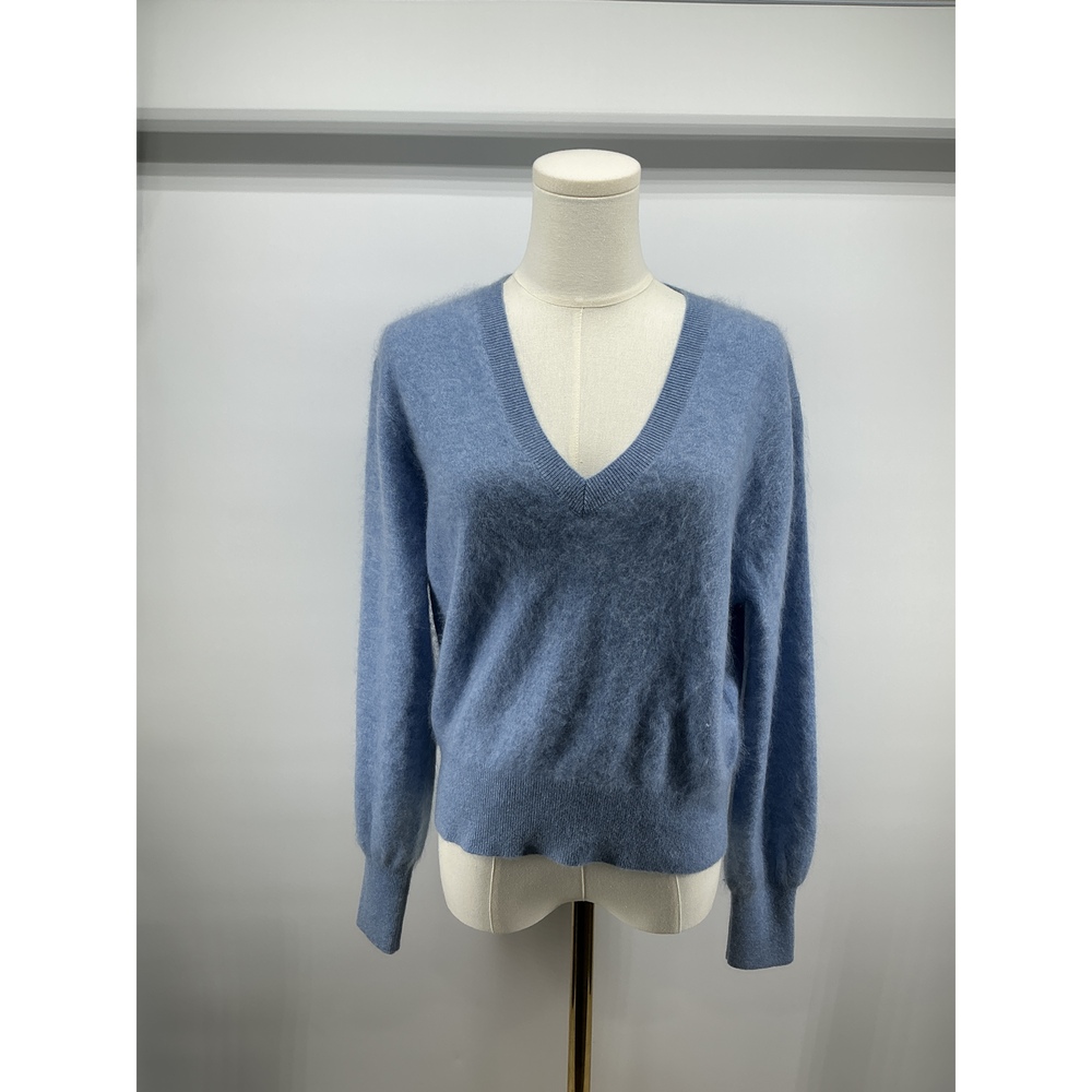 Brushed Cashmere Shrunken V-Neck Sweater
